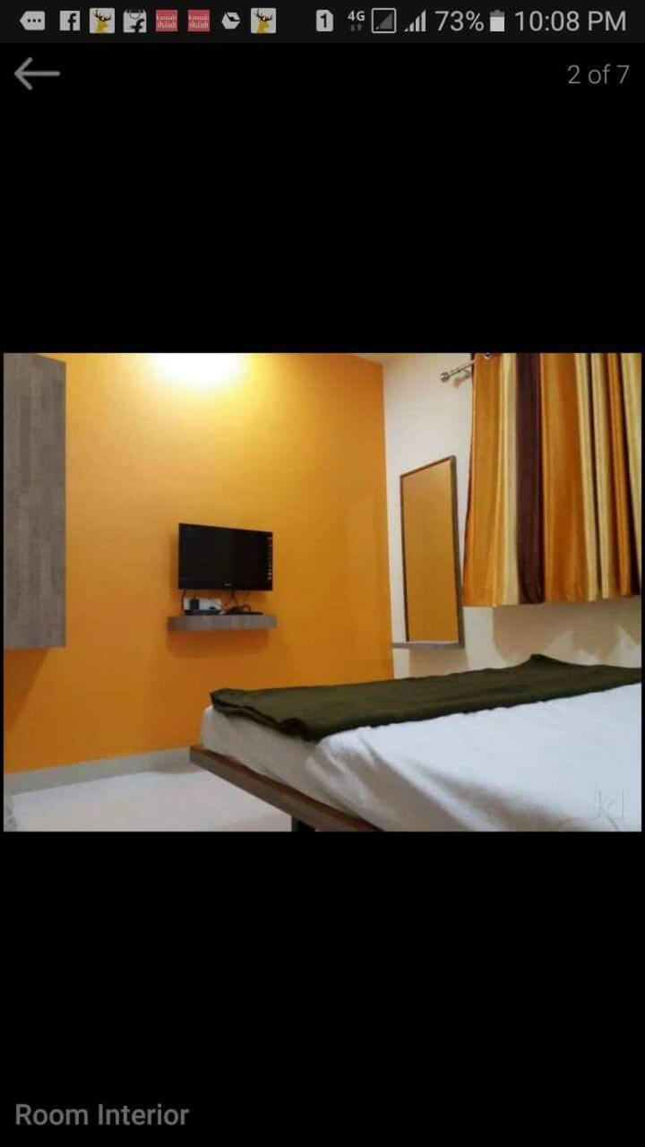 Vrundavan Hotel And Lodging Akalkot Dış mekan fotoğraf